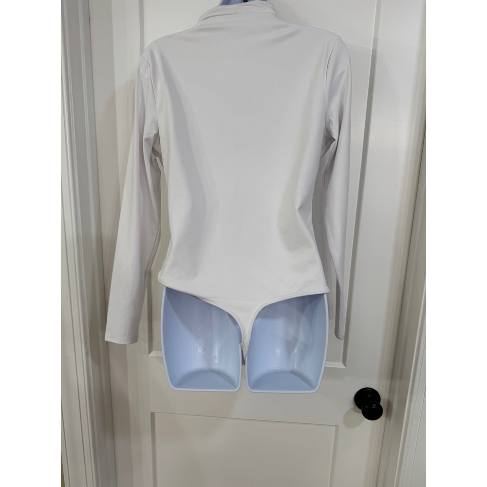Express Body Contour High Compression Long sleeve size large - Picture 2 of 7